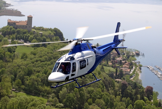  AW119 im Flug 